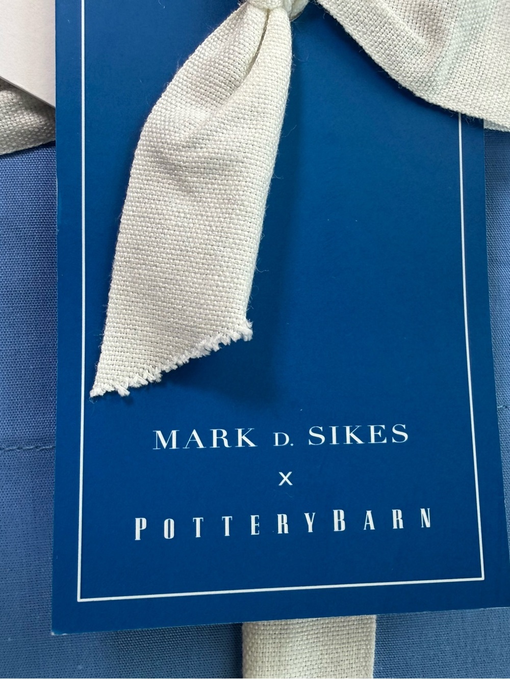 Pottery Barn Mark D. Sikes Signature Blue Scalloped Cal King Sheet Set NEW - Picture 3 of 8